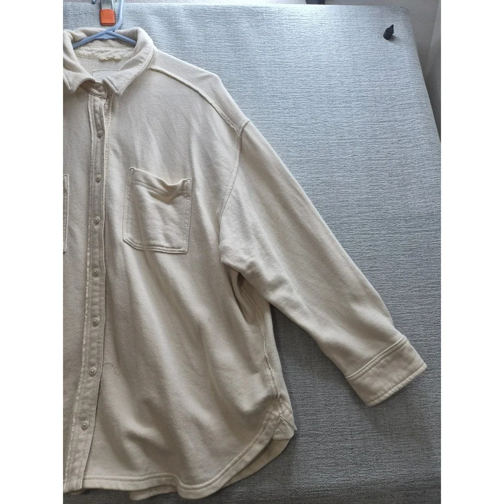 Aerie Love This Moment Shirt Womens Medium Beige Button Down Chest Pocket Winter